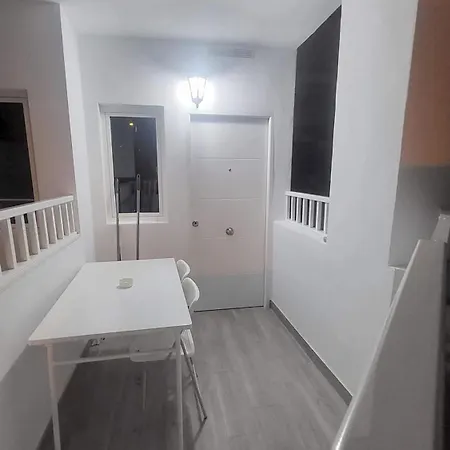 Pakito Tenerife Mareverde Апартаменти *