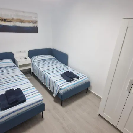 Pakito Tenerife Mareverde Апартаменти Адехе