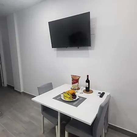 Pakito Tenerife Mareverde 아데제